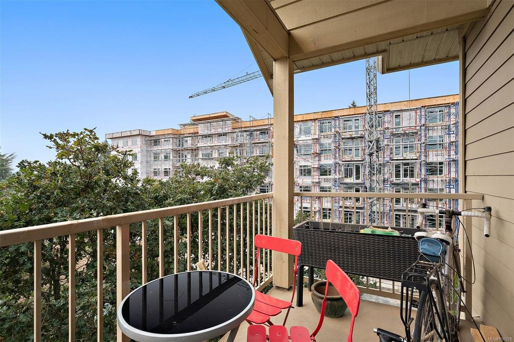 listing image 16043906053242