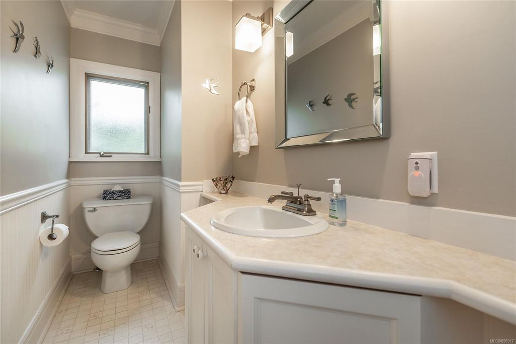 listing image 16048831966252196544