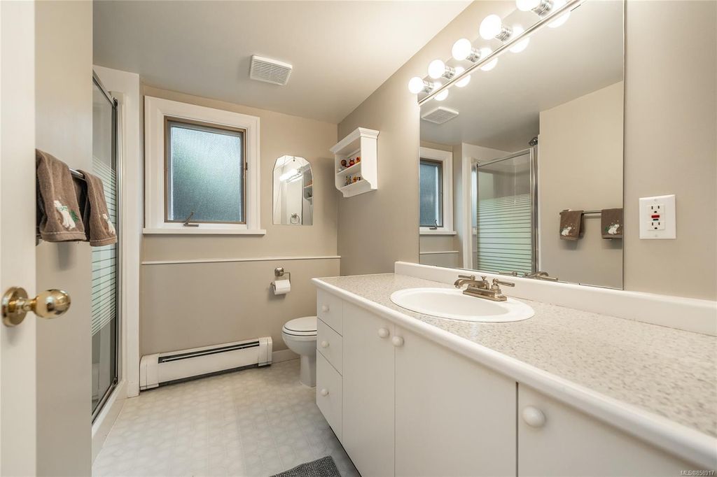 listing image 16048795459055038606