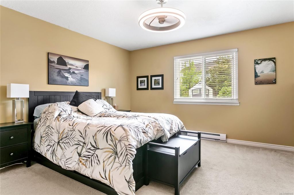 listing image 16046885557397490035