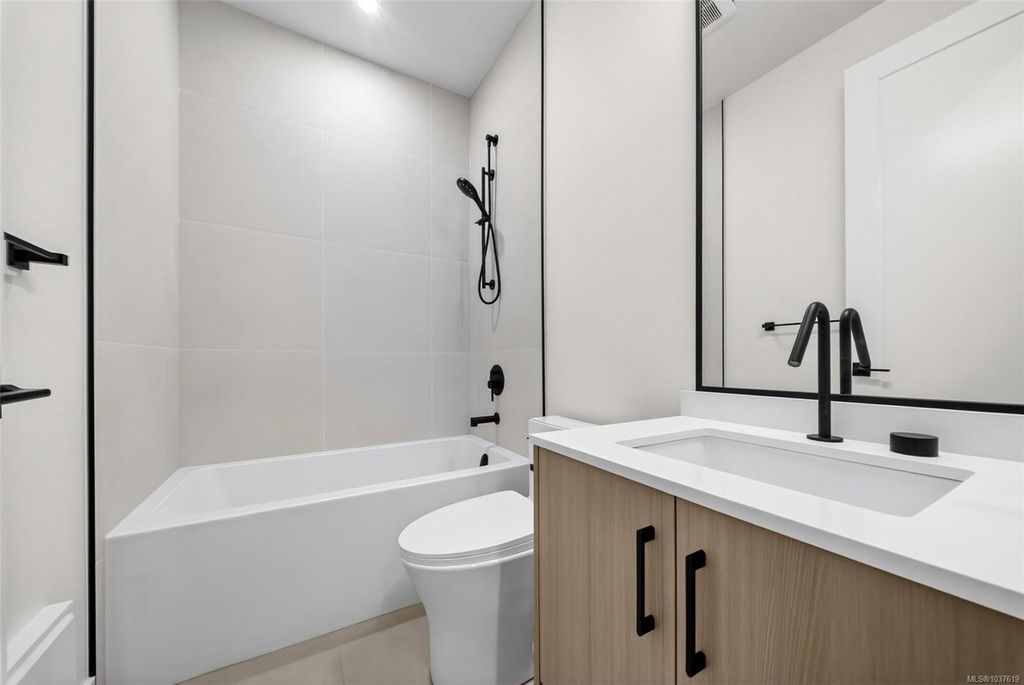 listing image 16042570406144643184
