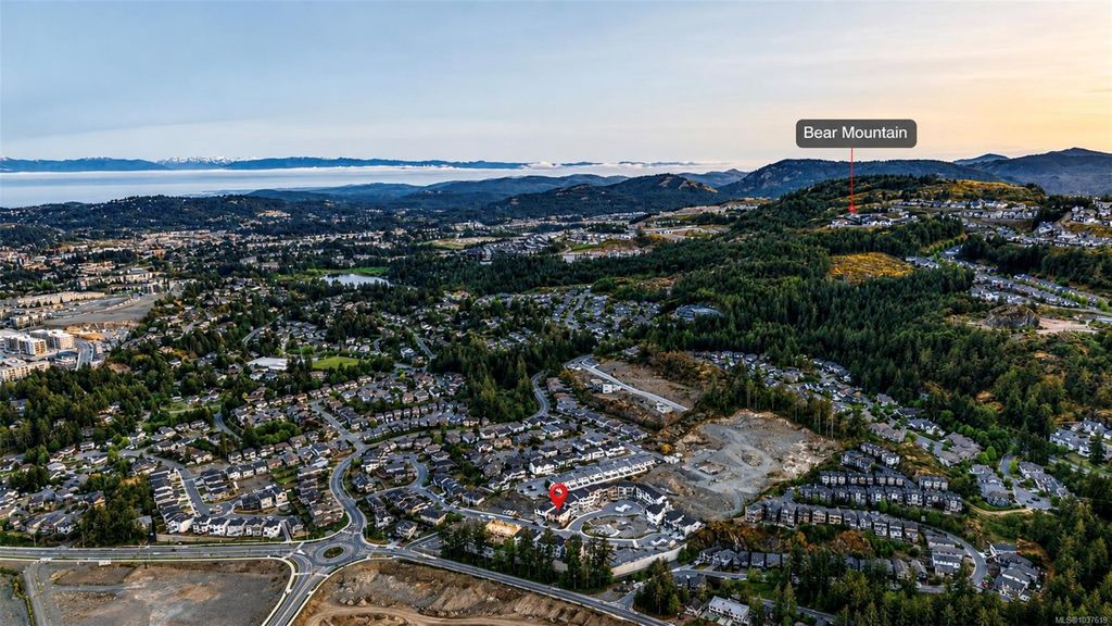 listing image 16044877504285320122