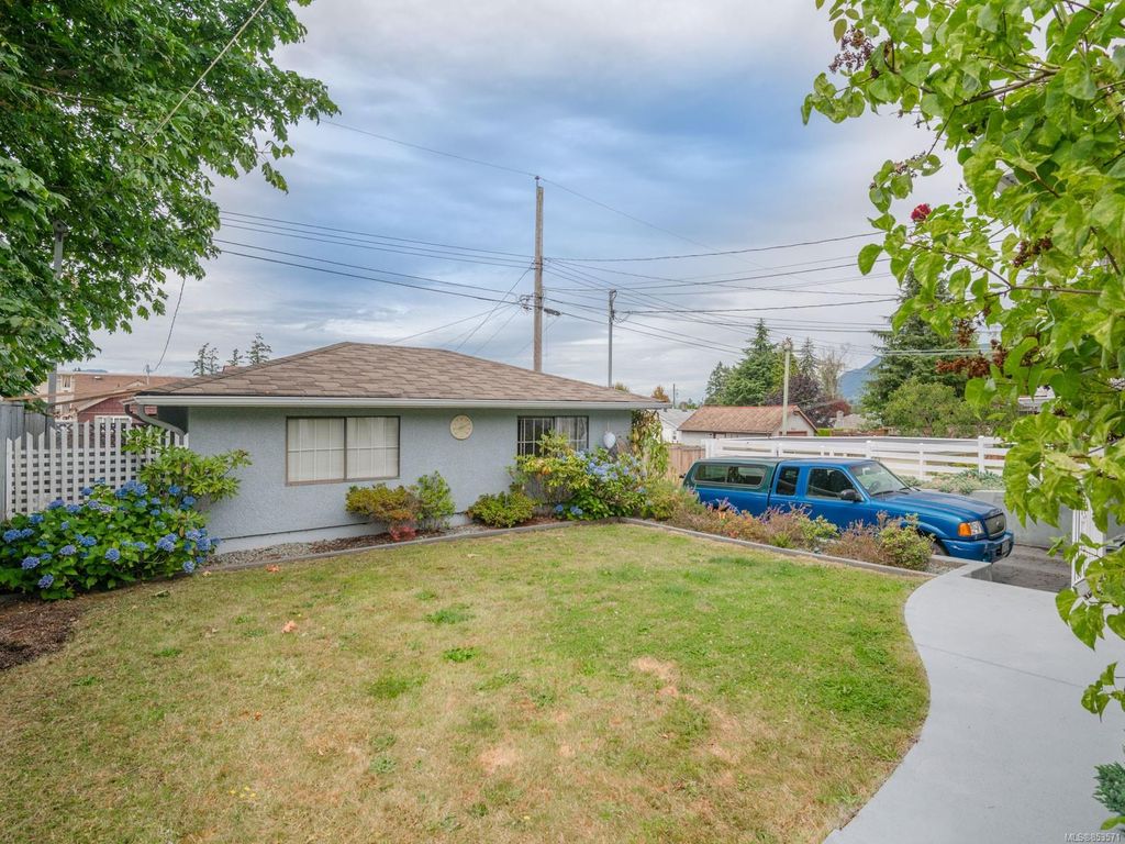listing image 16042527263418010523