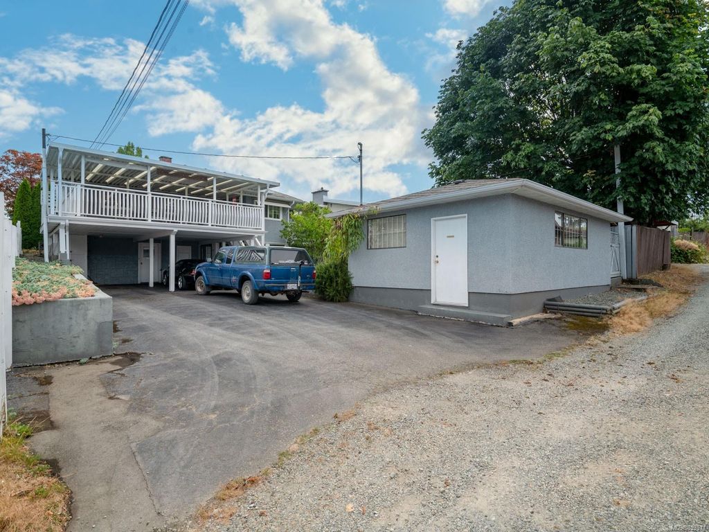 listing image 16040484919645960935