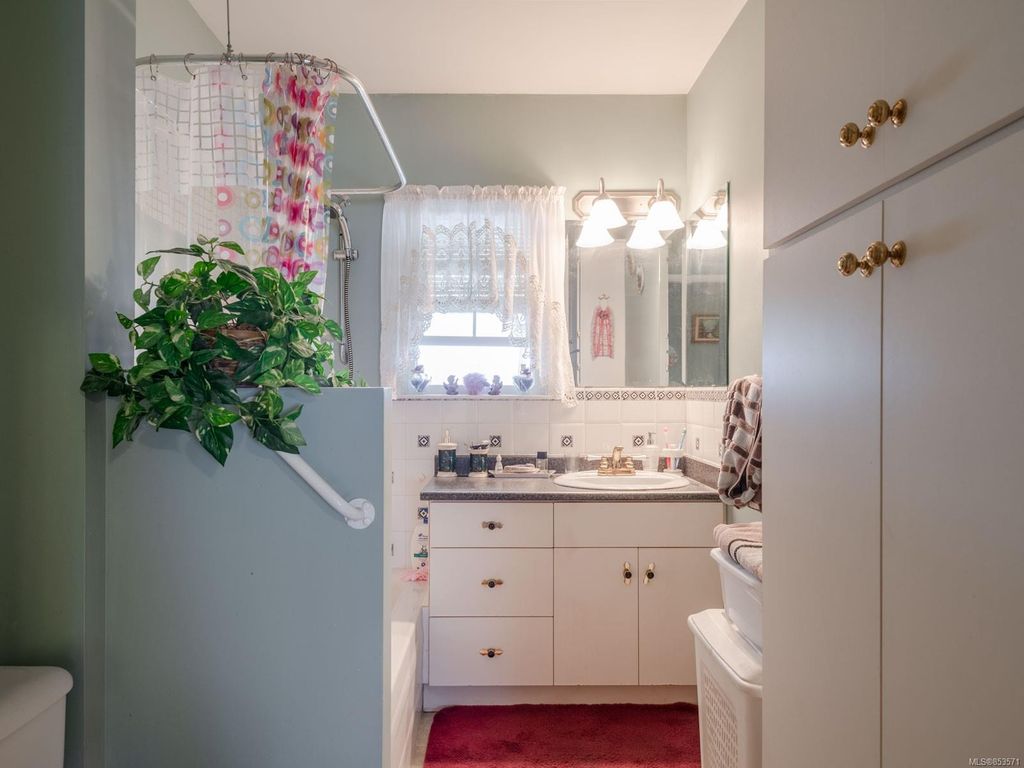 listing image 16046195316876035164