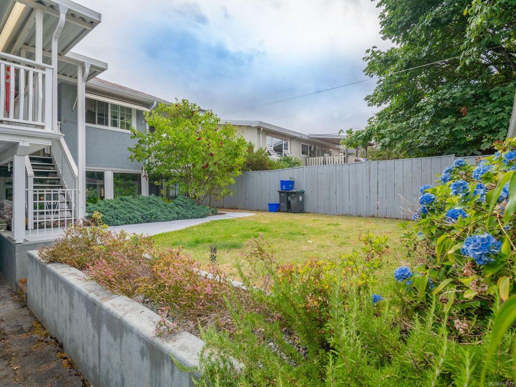 listing image 16044333904008114162