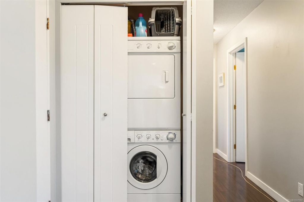 listing image 16045506649431862043