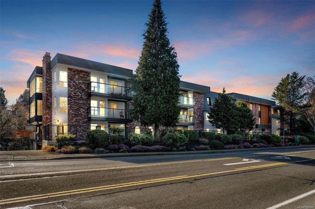 listing image 16045963883369425576