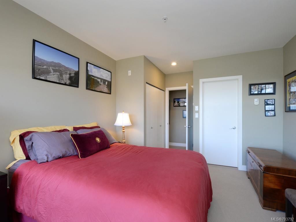 listing image 16044490416382687497