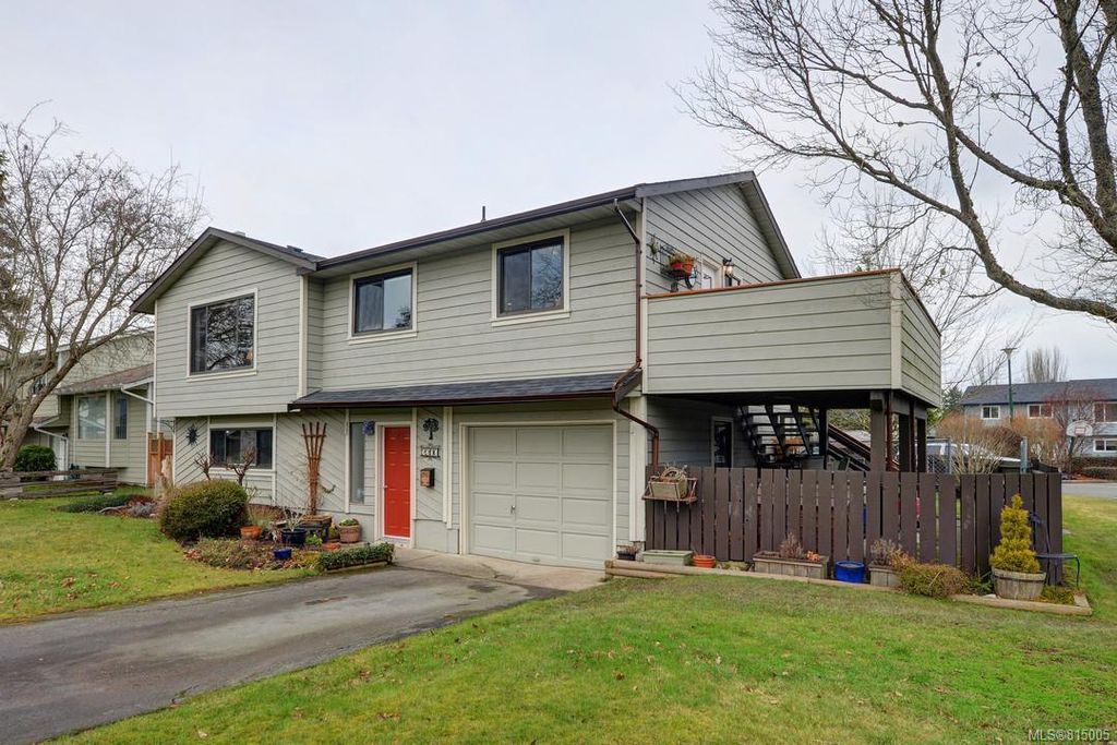 listing image 16043932192597