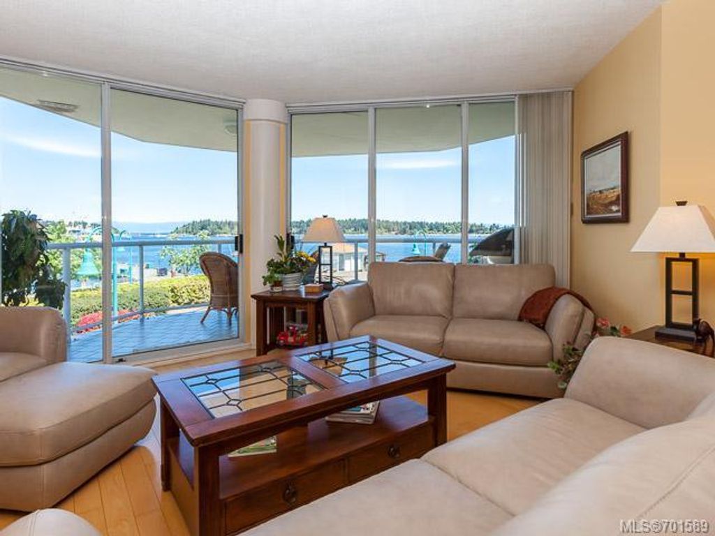 listing image 16041952433884167385