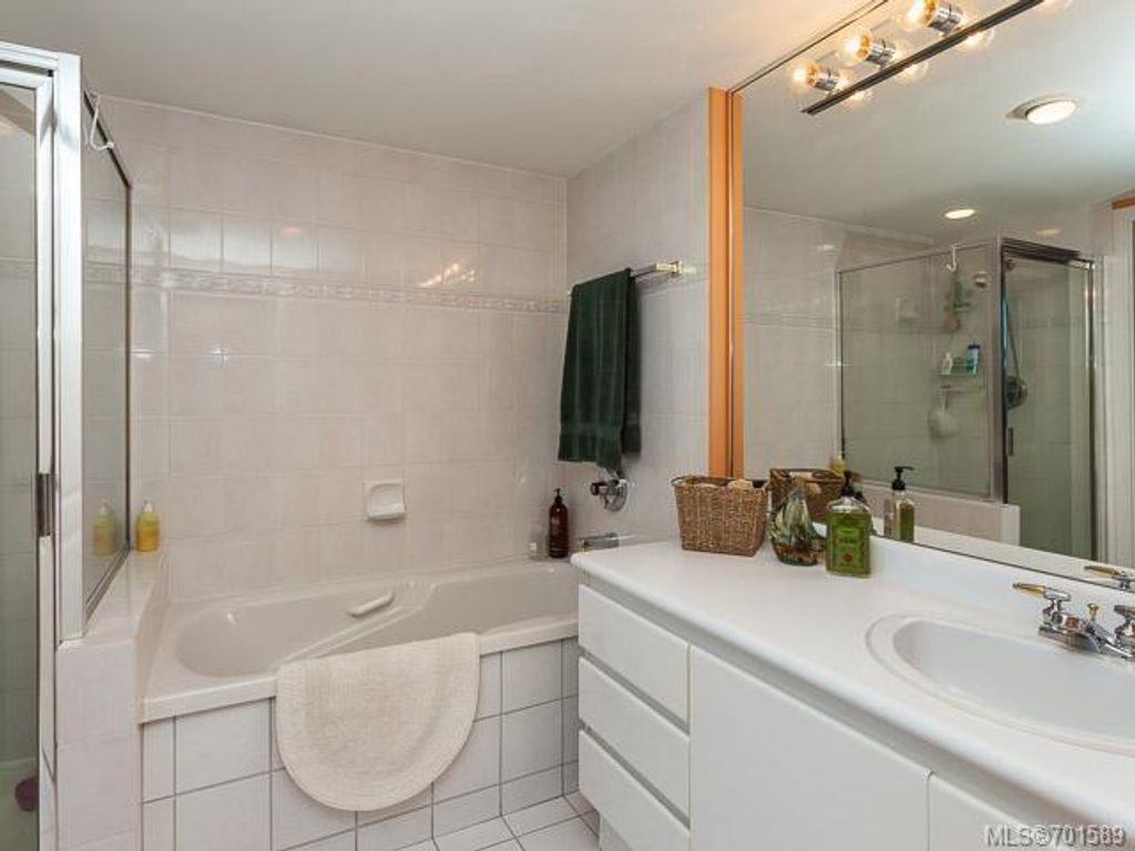 listing image 16045644753103380302