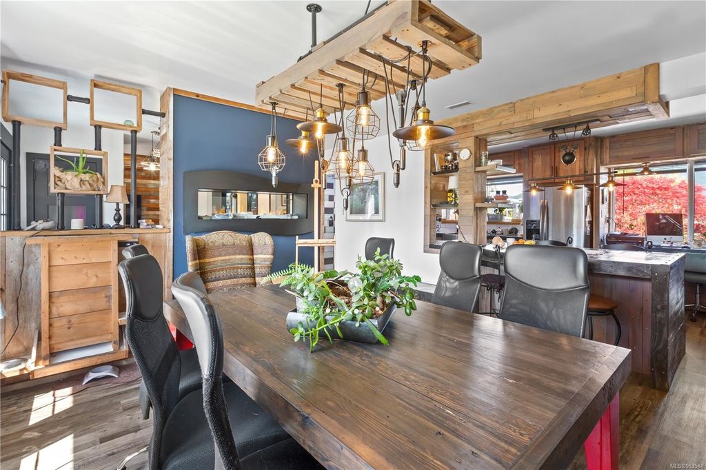 listing image 16043501967384517301