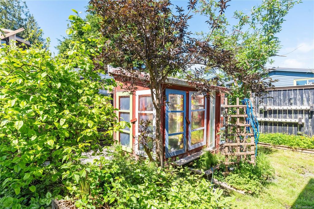 listing image 16045924181795605242