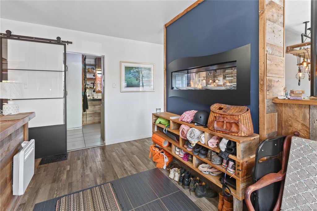 listing image 16047298222312900770