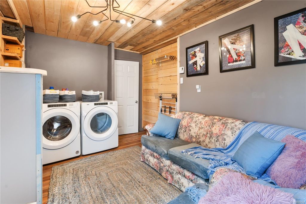 listing image 16043851322322533816