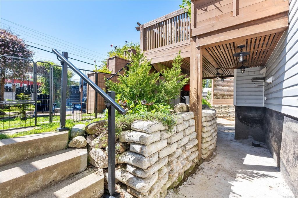 listing image 16041621305238451237