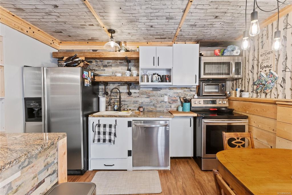 listing image 16044104255729420817