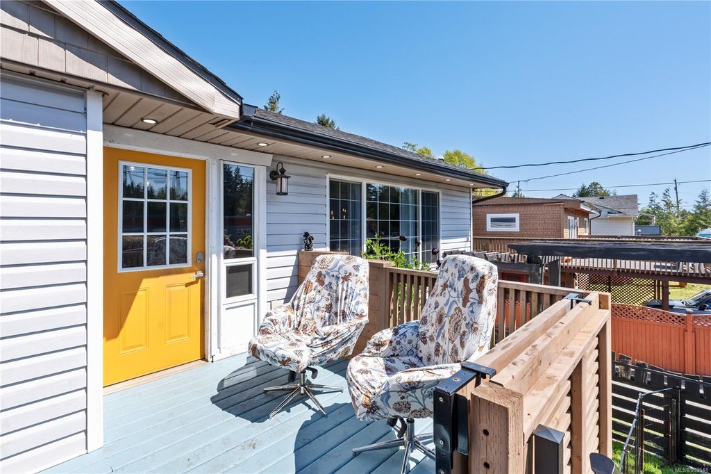 listing image 16044399285563018136