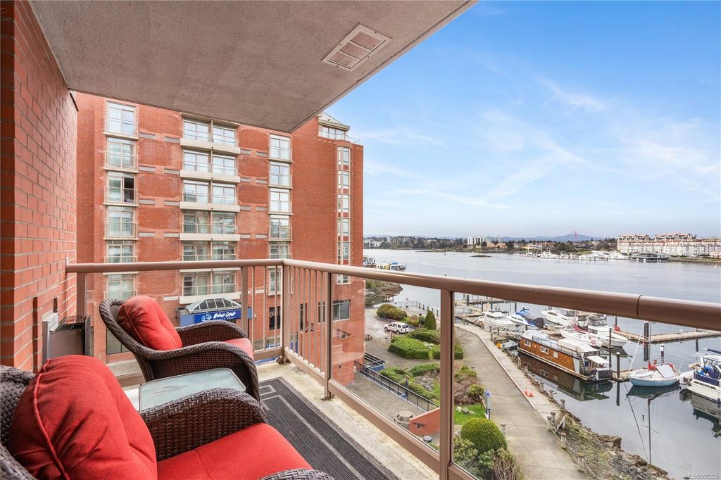 listing image 16049155112931204480