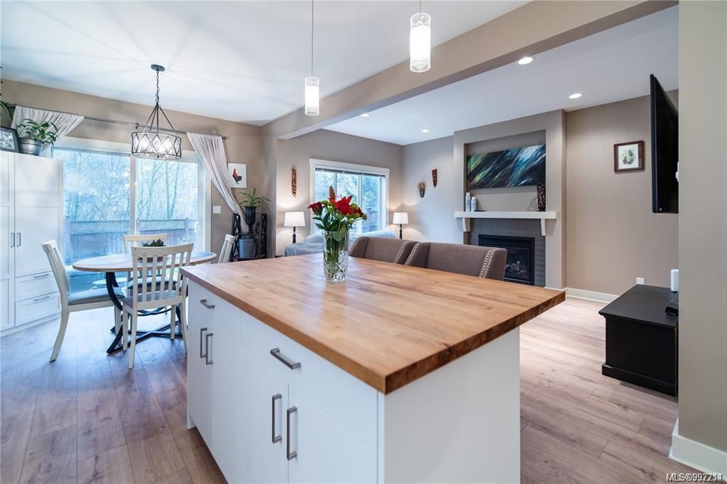listing image 16045704225878500145