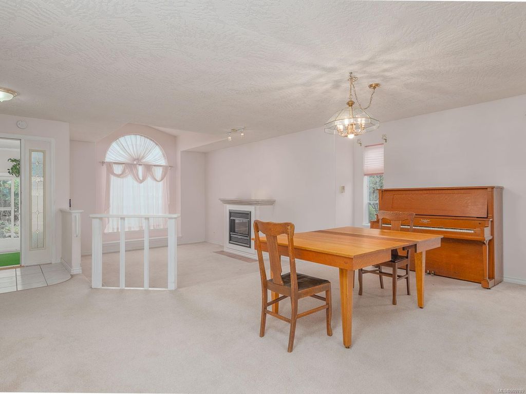 listing image 1604559294975