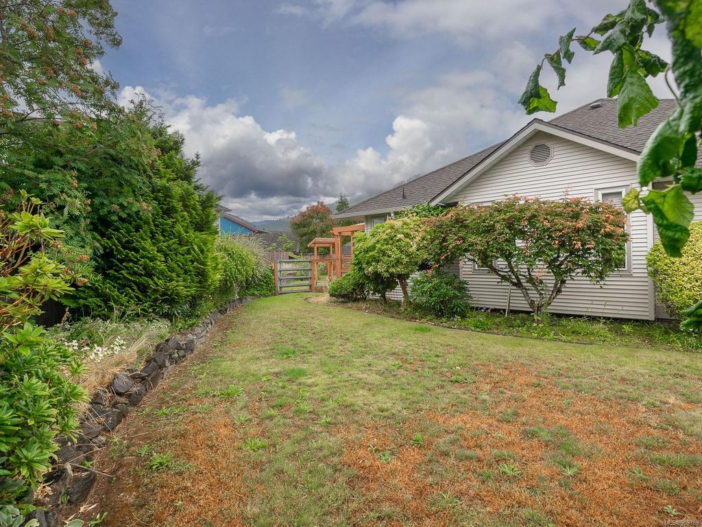 listing image 16042645668589