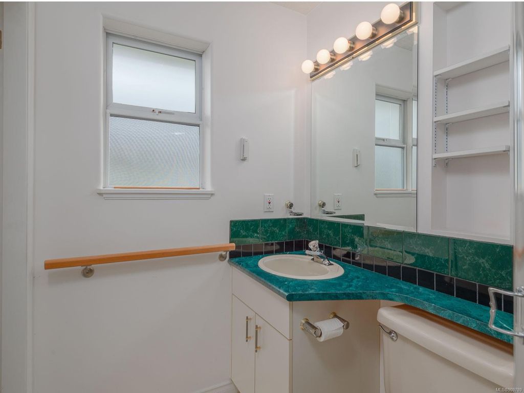 listing image 1604765216465