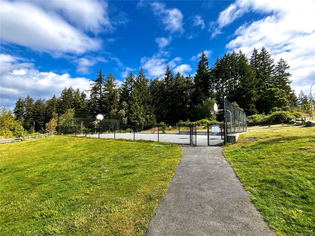 listing image 16049911700363390556