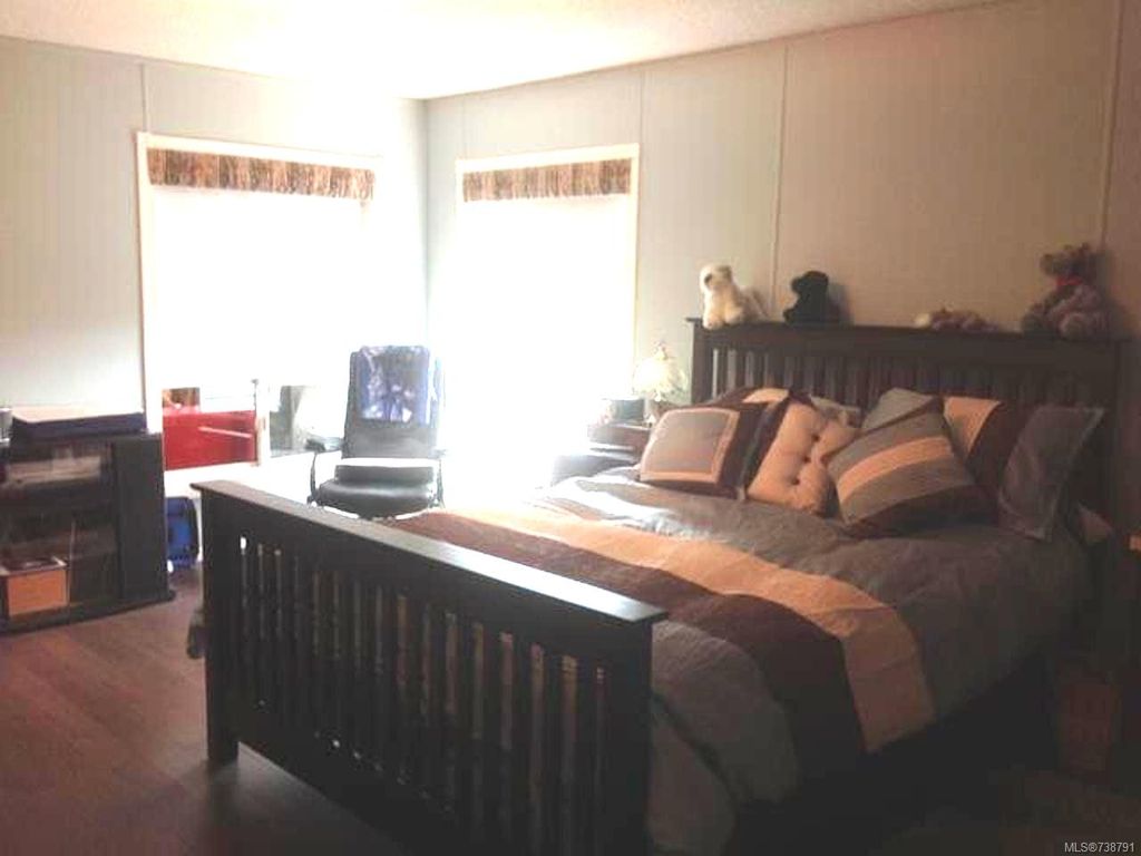 listing image 16043656596580424085