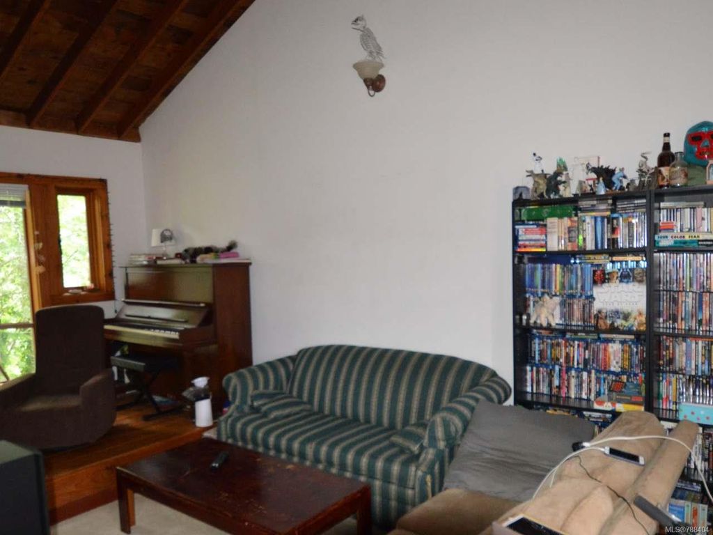 listing image 16049506937285808789