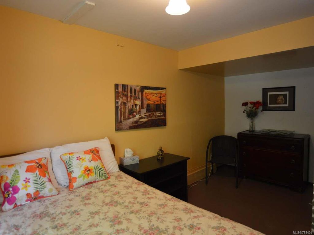 listing image 16041028767059167124