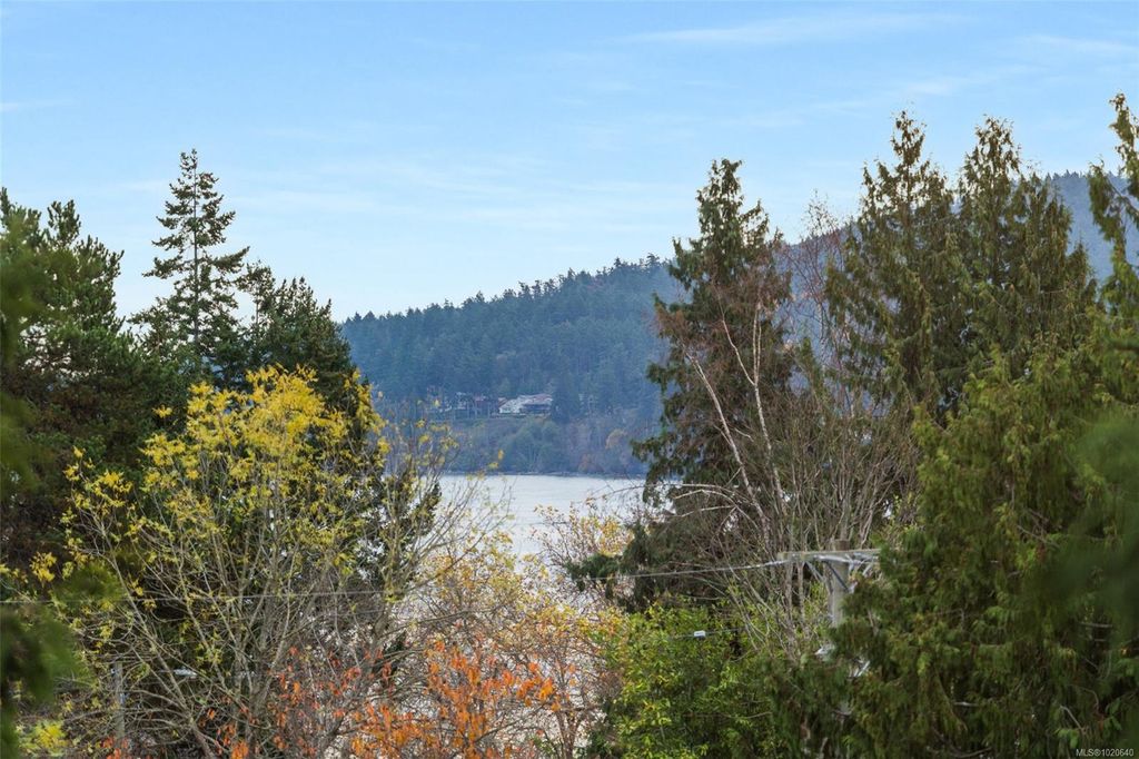 listing image 16049510608789189858