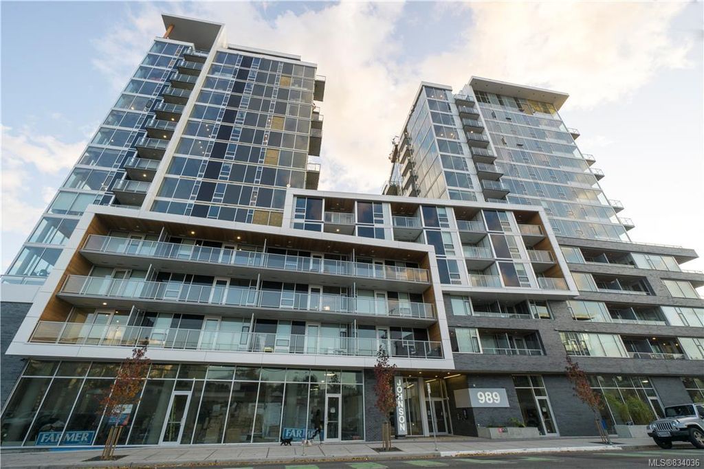listing image 16042660680435