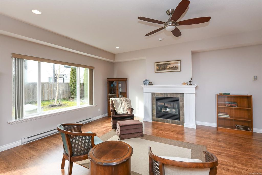 listing image 16045310678273378446