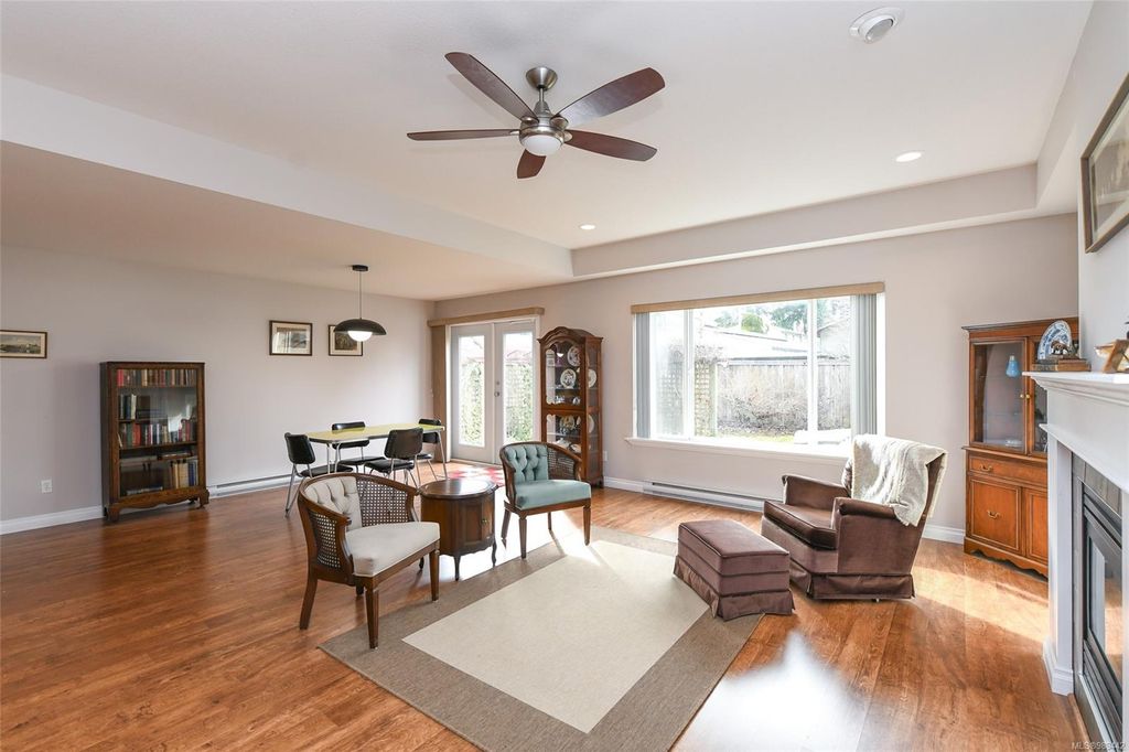 listing image 16049804532727897688