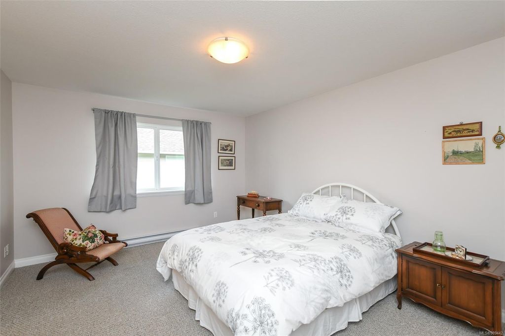 listing image 16046682896944074013