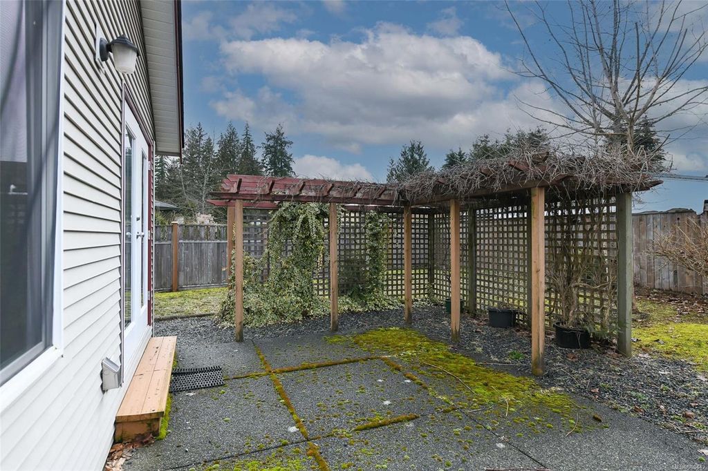 listing image 16044149126652035634
