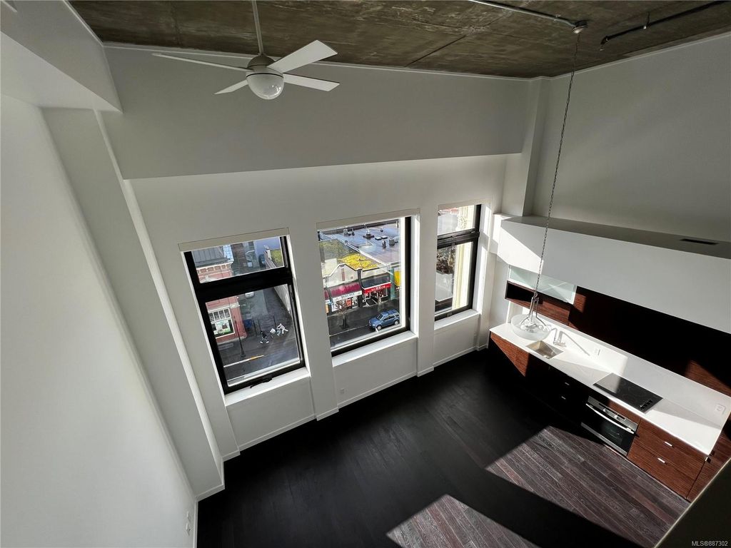 listing image 16043620339222311622