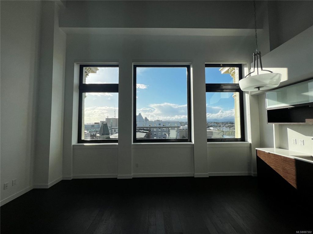listing image 16047988545026128628