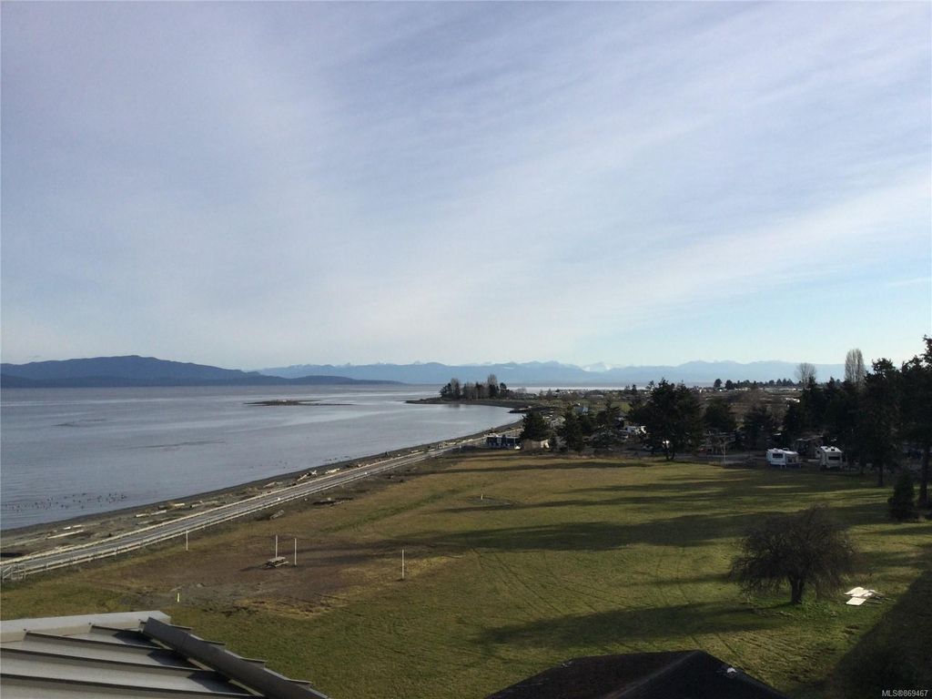 listing image 16046083135194311139