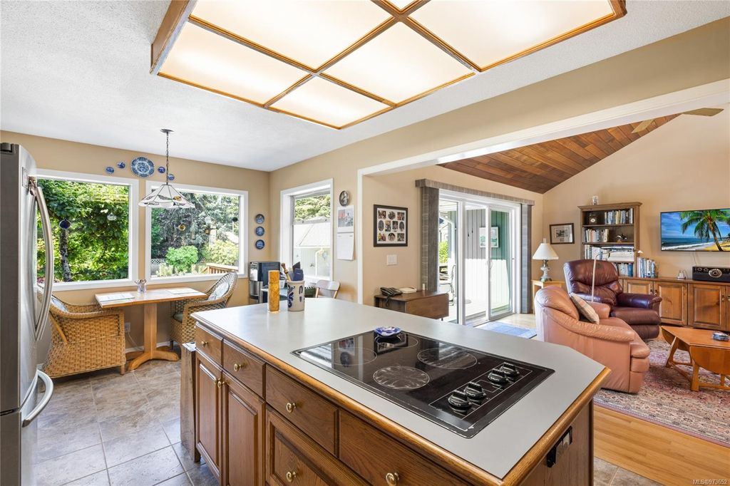 listing image 16044600362164048605