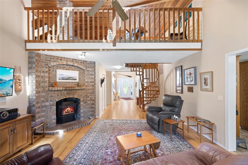listing image 16043926223304198011