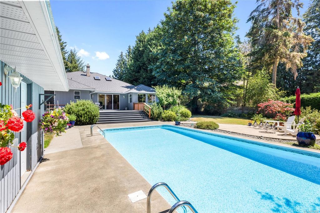 listing image 16044001803758376204