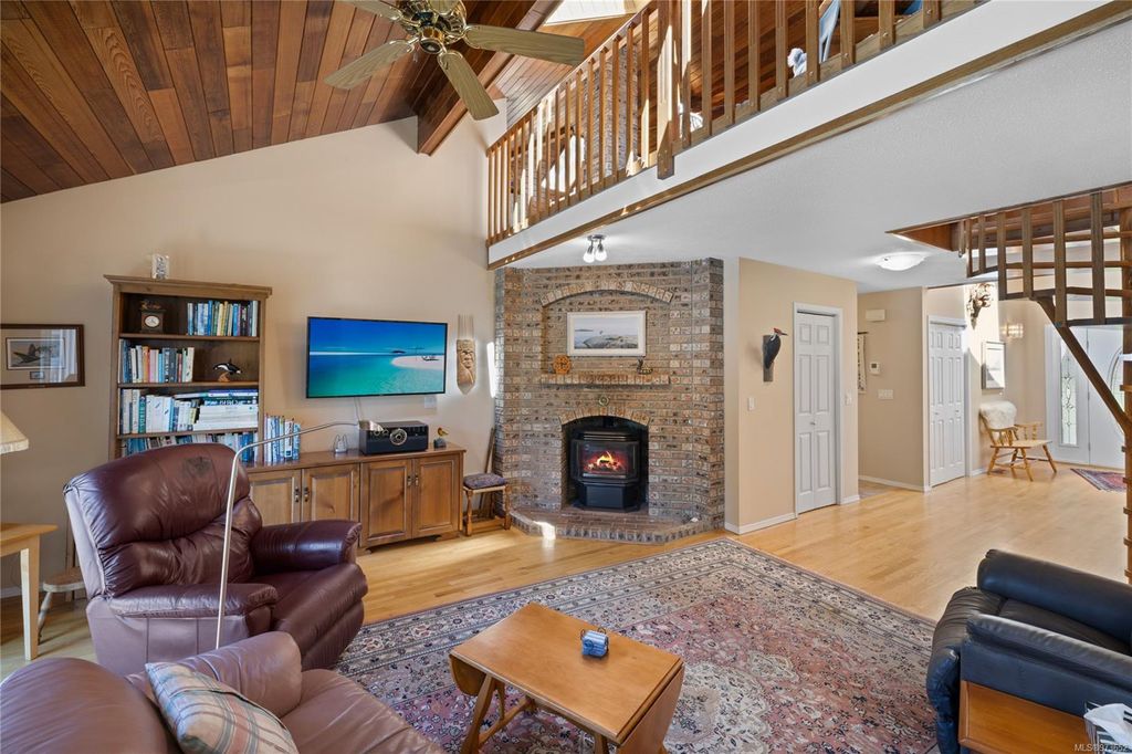 listing image 16046082249962143243