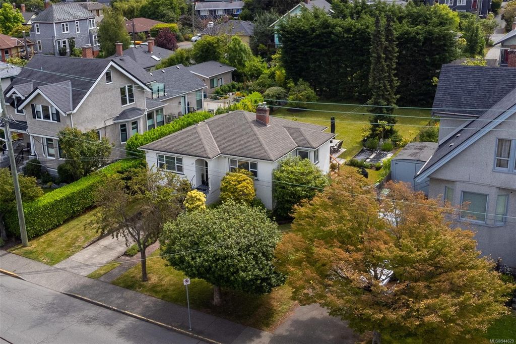 listing image 16049948479001448983