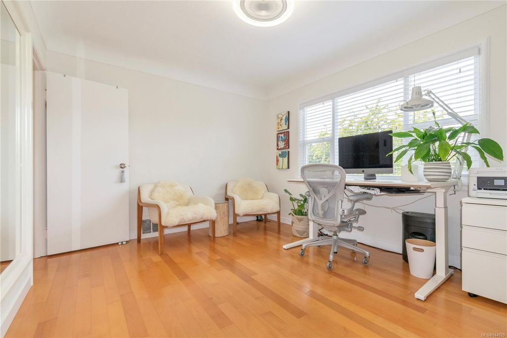 listing image 16041953423474416238