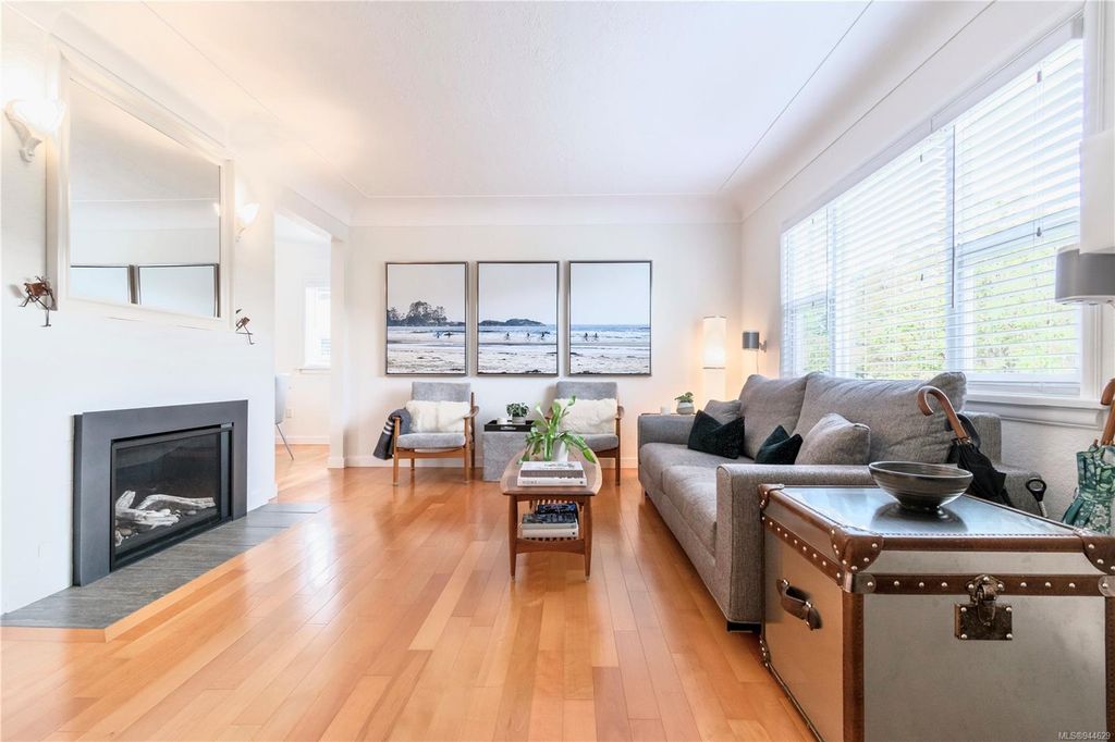 listing image 16045911966869109974