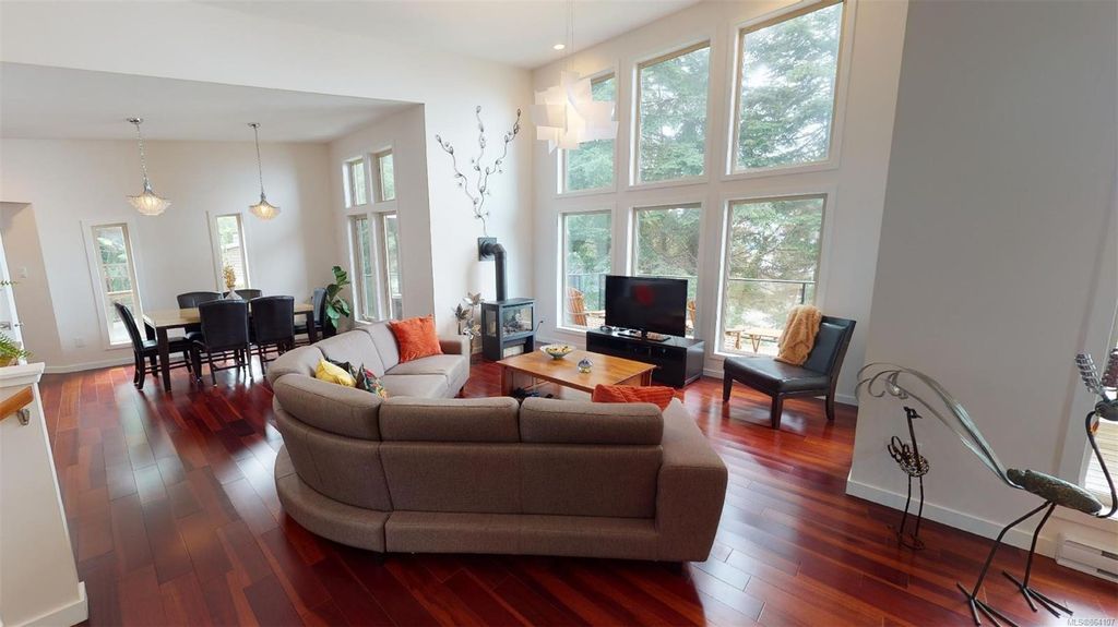 listing image 16040401024077496567