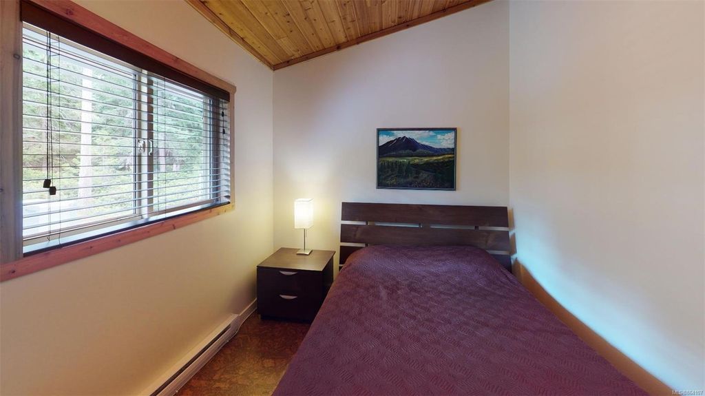 listing image 16042566936787435018